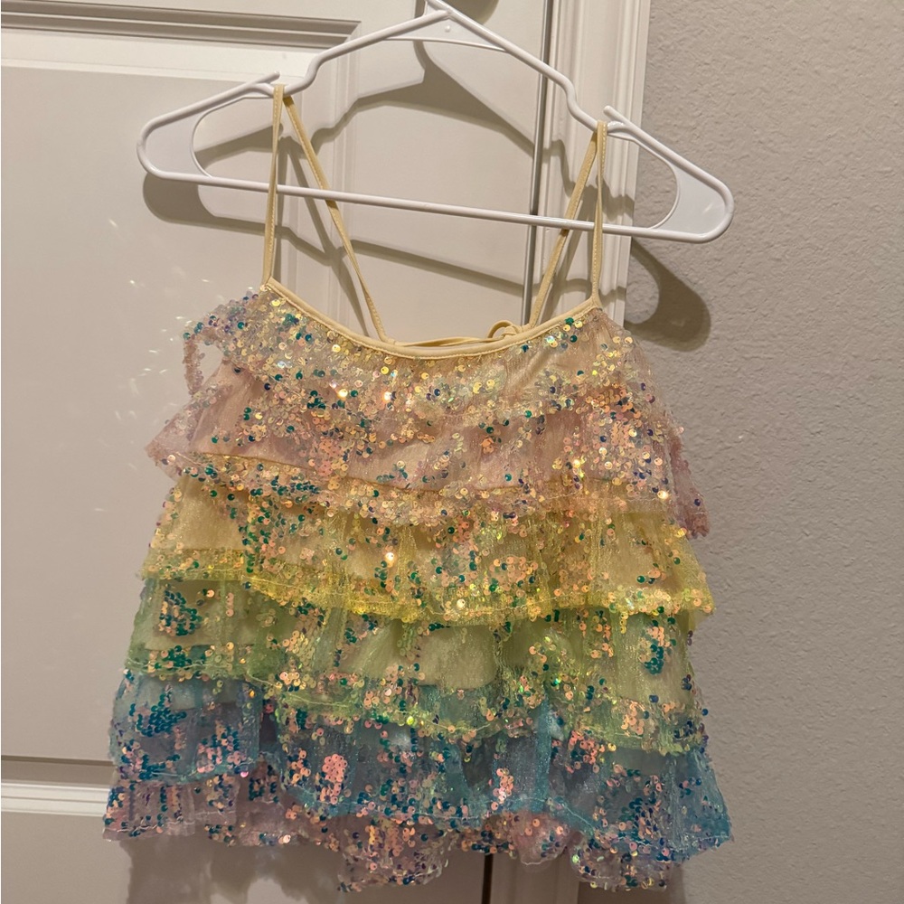 Apricot Lane Sequin Ruffle Top in Cream and Multicolor